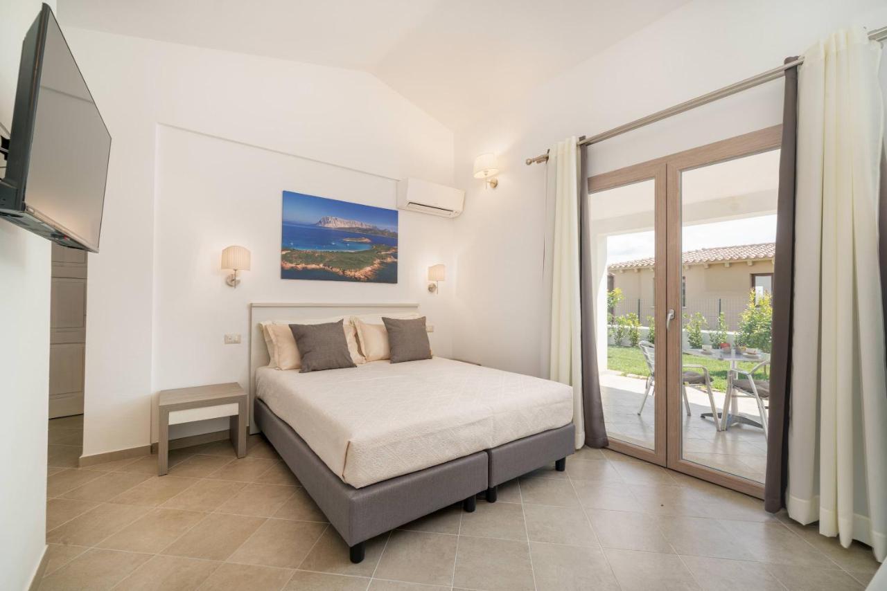 Residenza L'Alzoni Hotel ซาน เตโอโดโร ภายนอก รูปภาพ