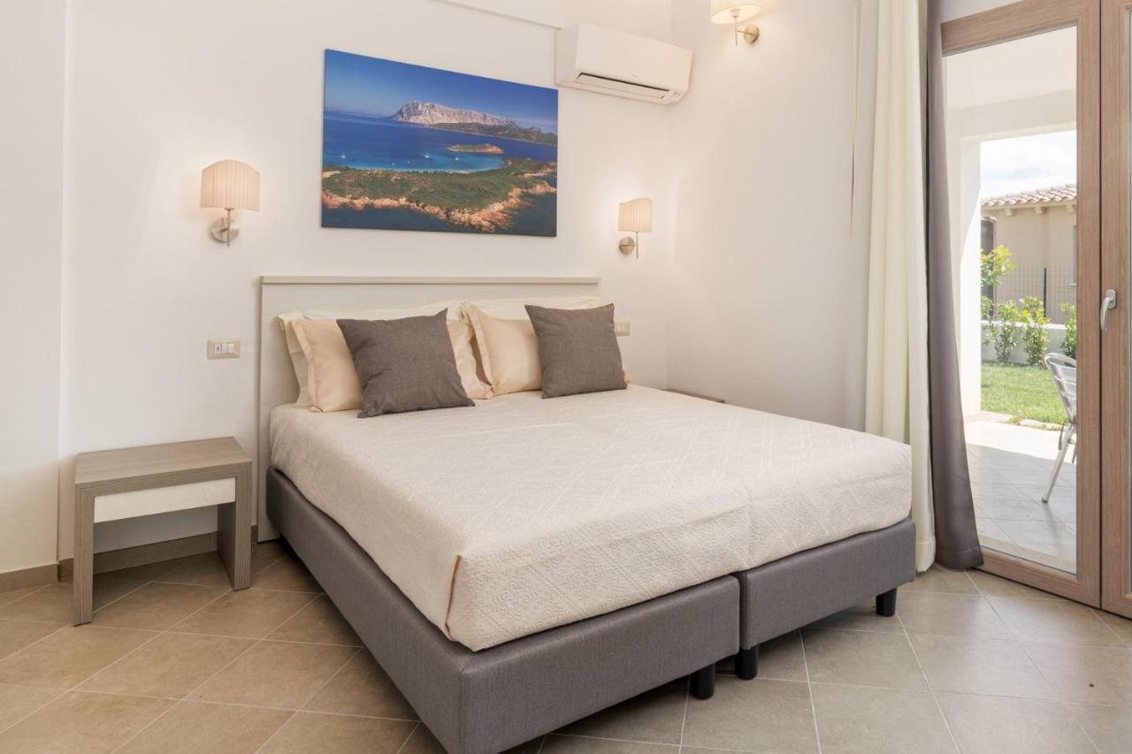 Residenza L'Alzoni Hotel ซาน เตโอโดโร ภายนอก รูปภาพ